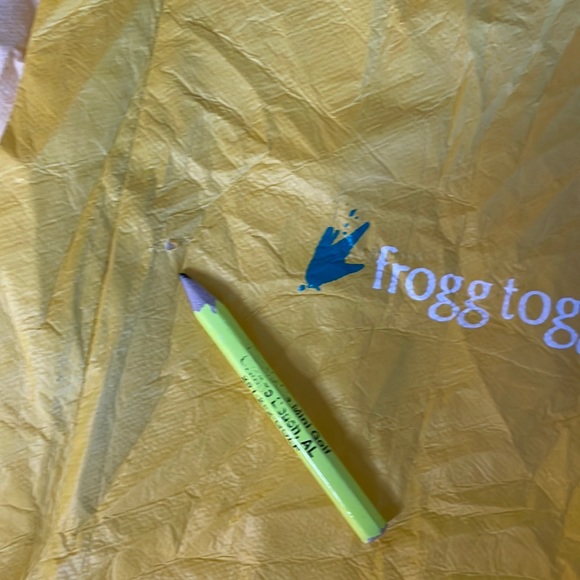 Frogg Toggs  3 pc yellow waterproof  rain suit & pouch set child size Large - Picture 16 of 16